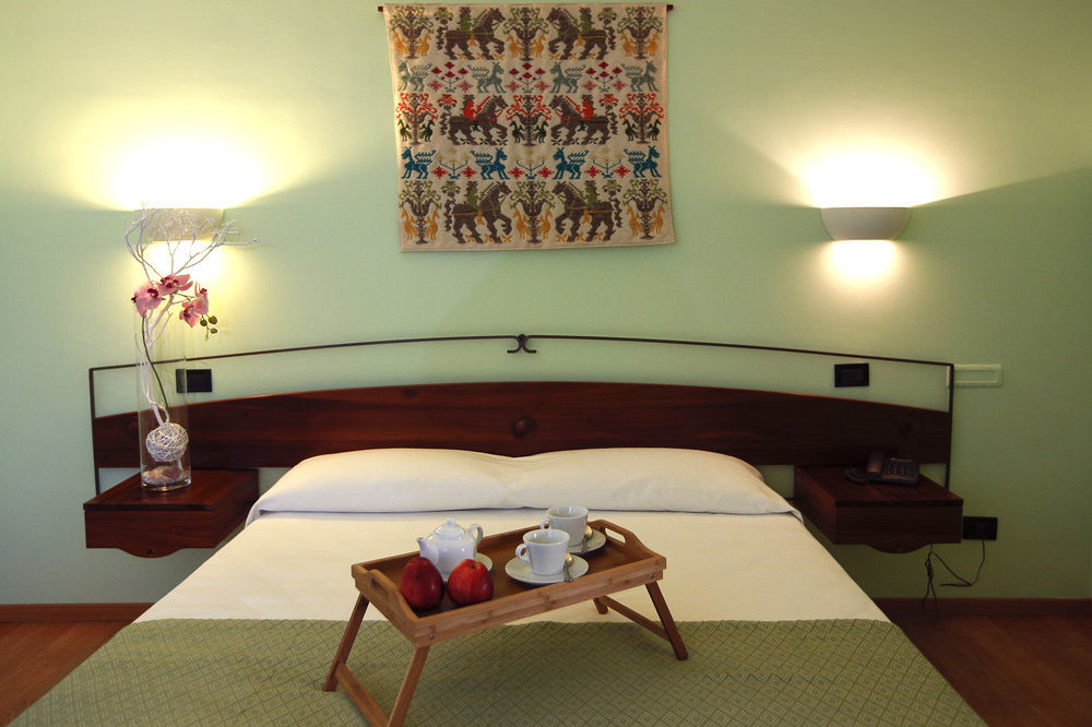 Eucalipti Terme Hotel Sardinia Island Екстериор снимка